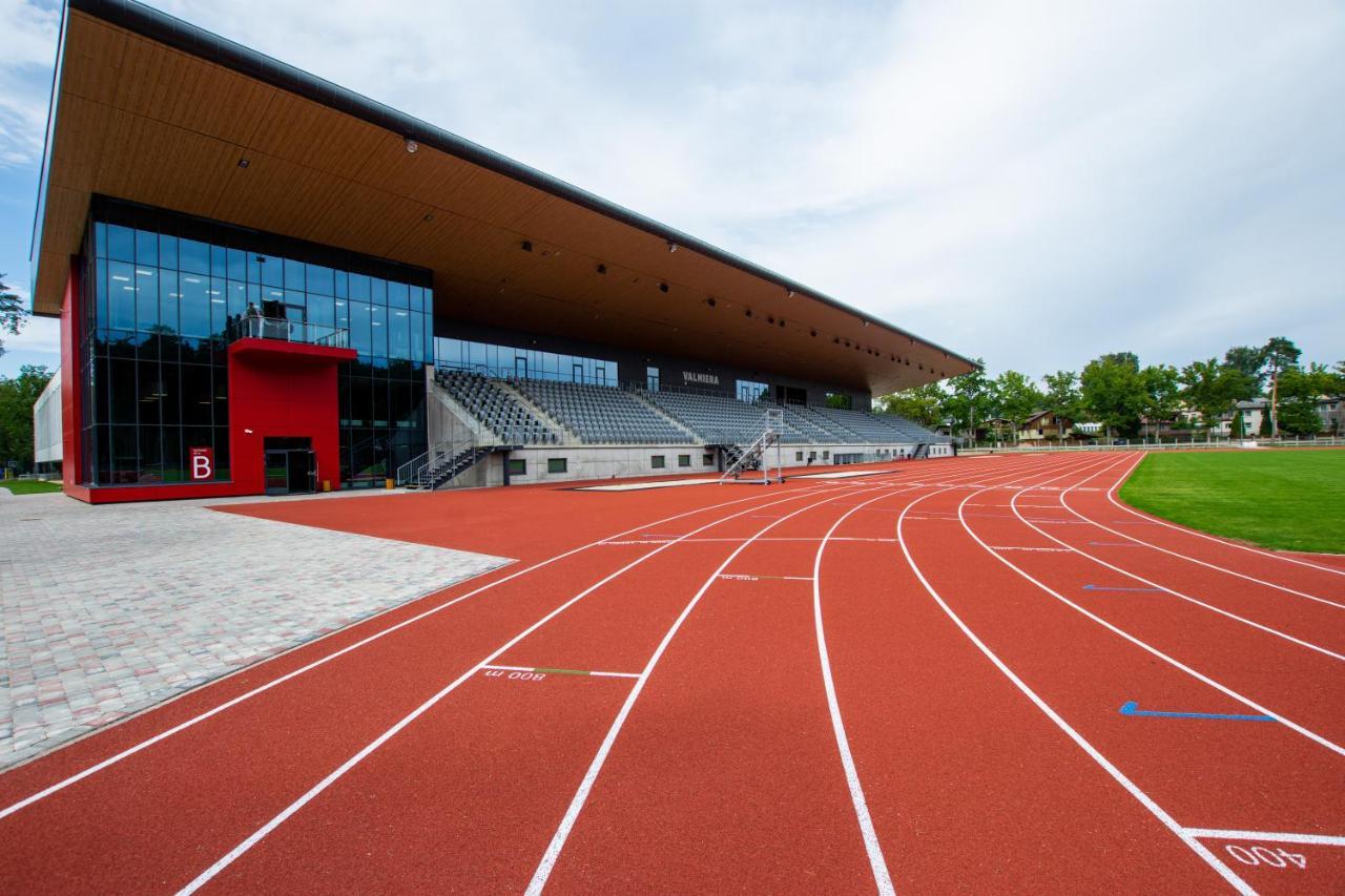 Stadium Hotel Valmiera Exteriér fotografie